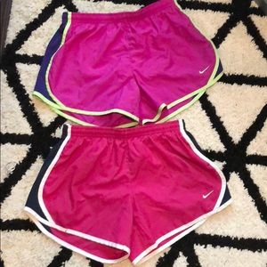 Set of 2 Nike shorts